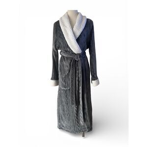 Womens Long Gray Terry Soft Teddy Plush & Velveteen Robe by Liz Claiborne sz Lg